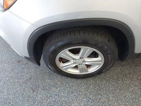 Used 2017 Chevrolet Trax LS AWD/4WD image 11