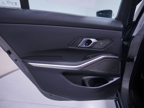 Used 2025 BMW 330i xDrive 330i xDrive image 15