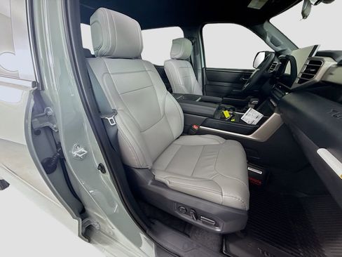 New 2026 Toyota Tundra SR5 image 18