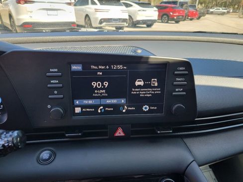 Used 2025 Hyundai Elantra Sport FWD image 20