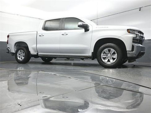 Used 2021 Chevrolet Silverado 1500 LT image 29