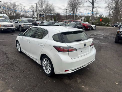 Used 2013 Lexus CT 200h w/ Premium Pkg w/Navigation image 9