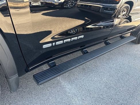 Used 2026 GMC Sierra 1500 Pro w/ Graphite Edition image 7