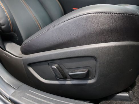 Used 2025 MAZDA CX-50 AWD 2.5 S w/ Premium Plus Pkg image 9