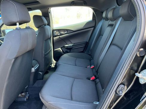 Used 2018 Honda Civic EX image 5