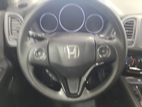 Used 2019 Honda HR-V LX image 23