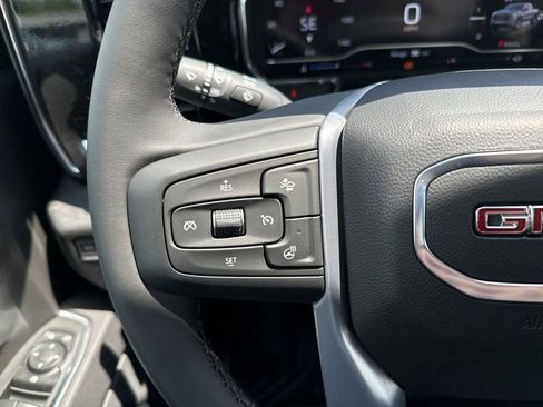 New 2025 GMC Sierra 1500 Elevation image 24