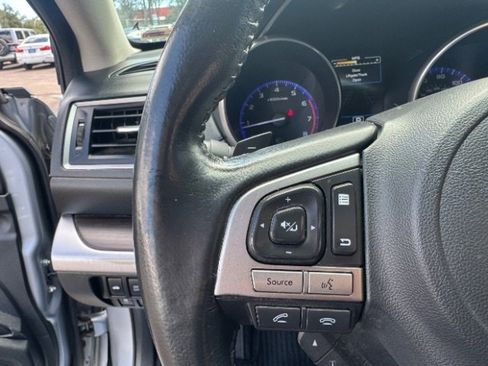 Used 2015 Subaru Legacy 2.5i Limited image 30