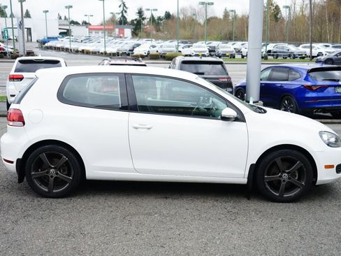 Used 2012 Volkswagen Golf 2-Door image 6