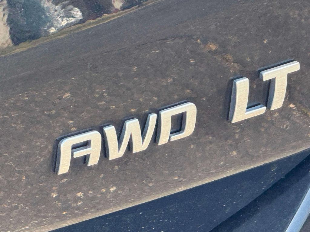 Used 2019 Chevrolet Equinox LT AWD/4WD image 6