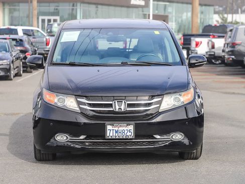 Used 2016 Honda Odyssey Touring image 2
