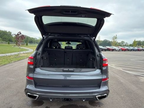 Used 2019 BMW X5 xDrive50i w/ M Sport Package AWD/4WD image 10