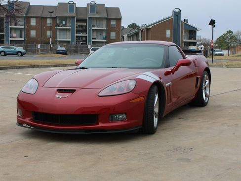 Used 2012 Chevrolet Corvette Grand Sport w/ 3LT Preferred Equipment Group image 3