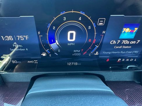 Used 2025 Chevrolet Traverse Z71 AWD/4WD image 8