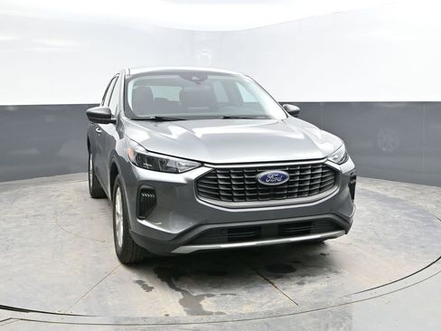 Used 2024 Ford Escape Active w/ Cold Weather Package image 4