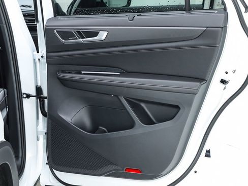 New 2026 Volkswagen Atlas Cross Sport SEL Premium R-Line image 32