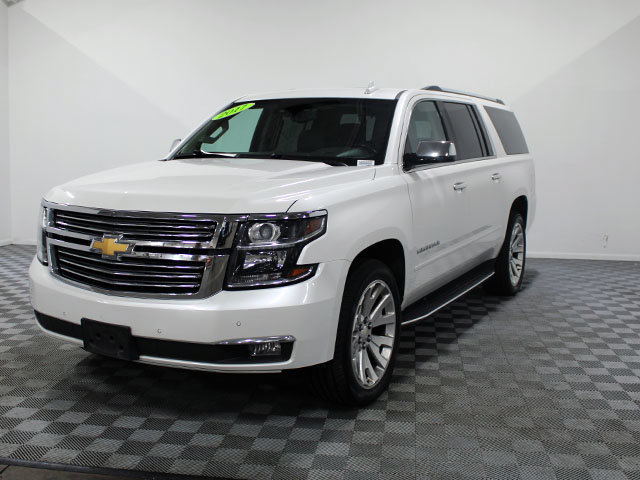 Used 2017 Chevrolet Suburban Premier AWD/4WD image 2