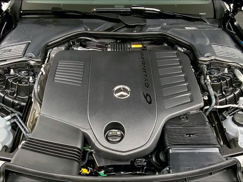 Used 2024 Mercedes-Benz CLE 450 4MATIC Coupe image 15