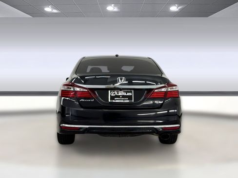 Used 2016 Honda Accord EX-L image 10