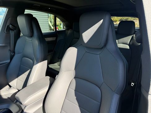 Certified 2024 Porsche Macan 4 Electric image 12