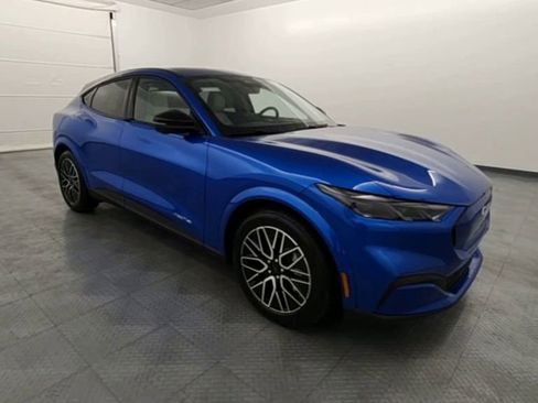 New 2025 Ford Mustang Mach-E Premium image 2