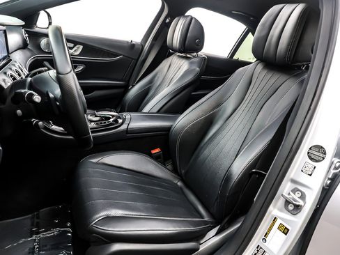 Used 2017 Mercedes-Benz E 300 image 17