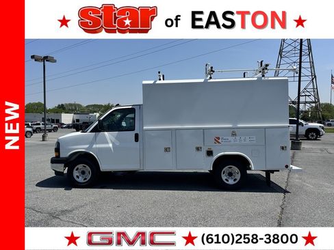 New 2025 GMC Savana 3500 1WT w/ Power Convenience Package image 5