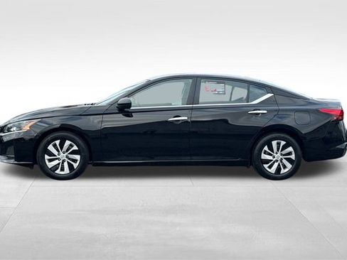 Certified 2025 Nissan Altima 2.5 S image 7