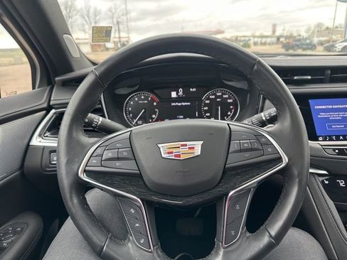 Used 2023 Cadillac XT5 Premium Luxury image 19