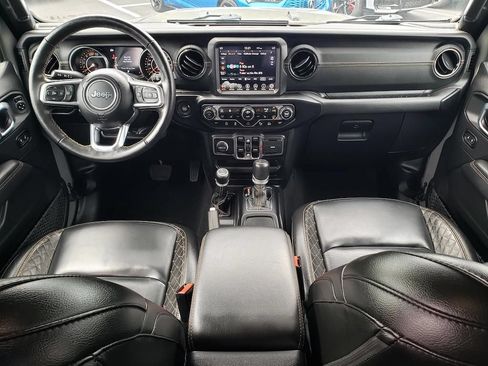 Used 2023 Jeep Wrangler Unlimited Sahara AWD/4WD image 13