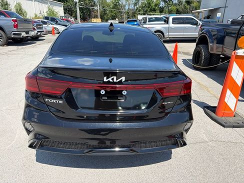 Used 2022 Kia Forte GT-Line w/ GT-Line Premium Package FWD image 5