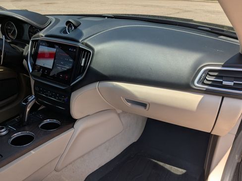 Certified 2022 Maserati Ghibli Modena image 28