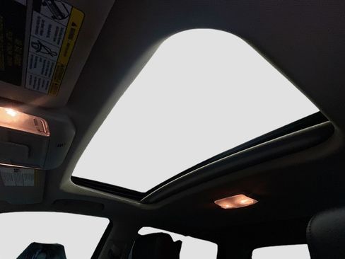 Used 2018 Toyota Tundra Limited image 15