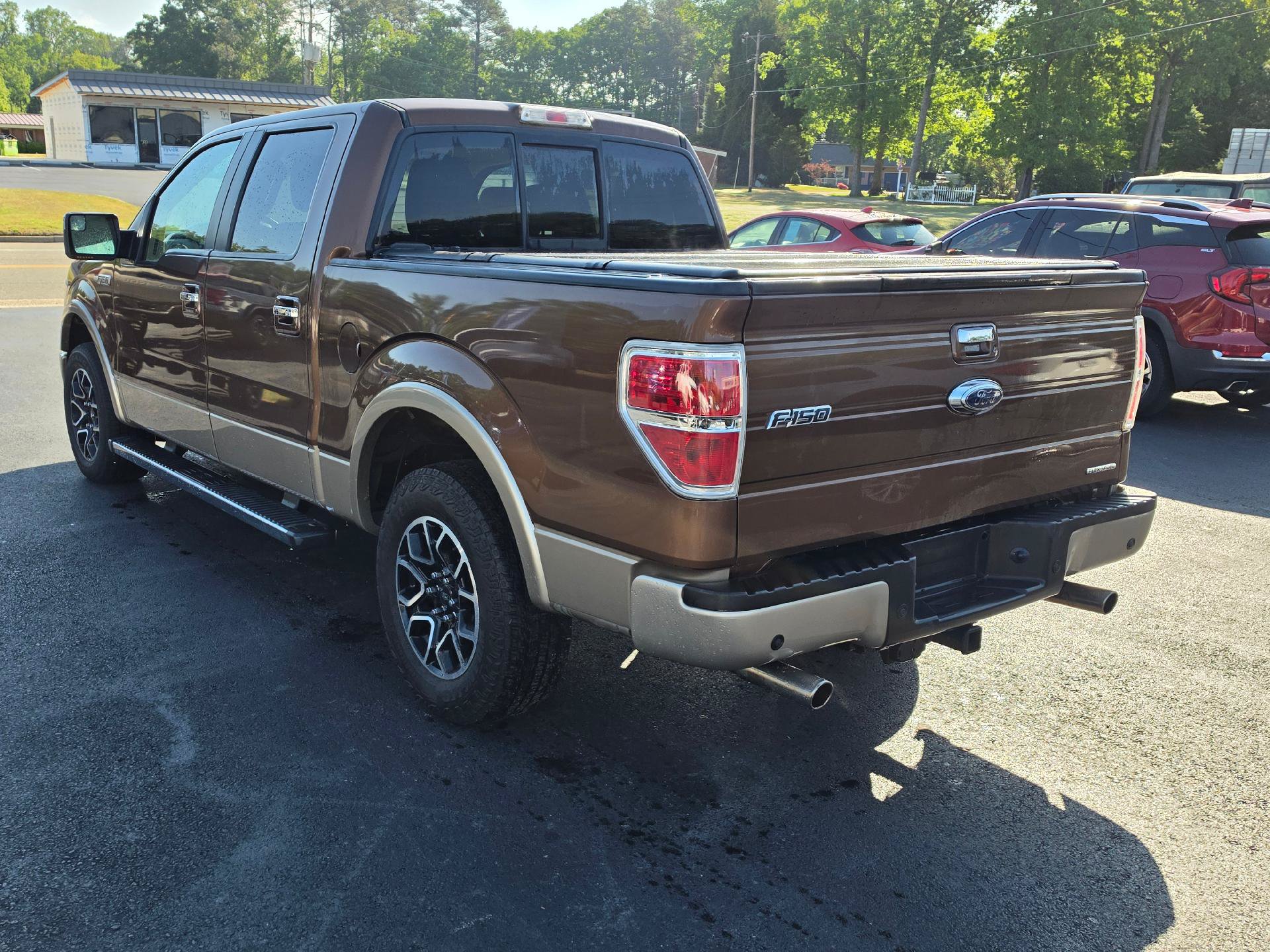 Used 2012 Ford F150 Lariat w/ Lariat Chrome Pkg RWD image 5