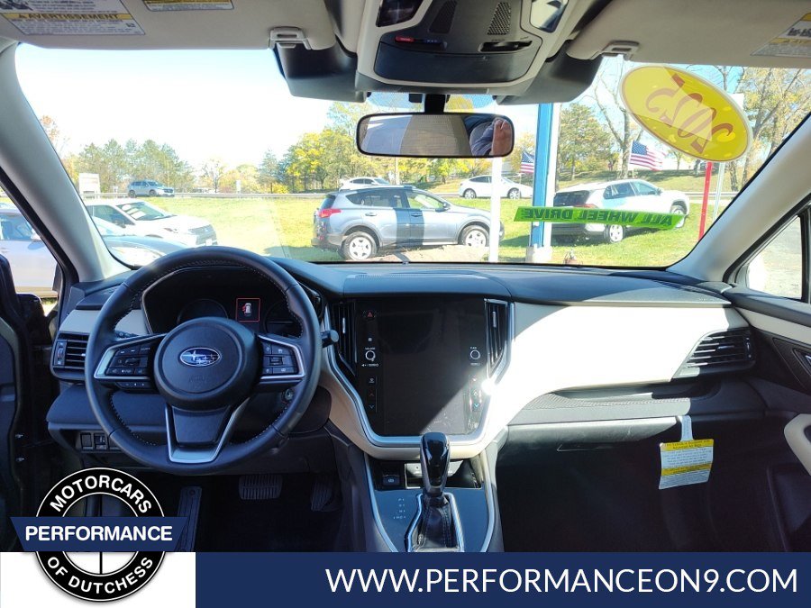 Used 2025 Subaru Outback Premium AWD/4WD image 13