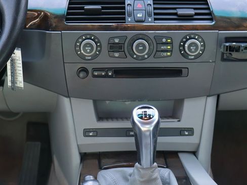 Used 2004 BMW 530i Sedan RWD image 13