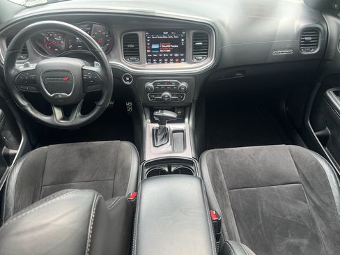 Used 2022 Dodge Charger R/T w/ Plus Group RWD image 2