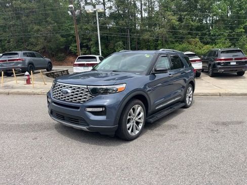 Used 2021 Ford Explorer Platinum w/ Equipment Group 601A AWD/4WD image 41