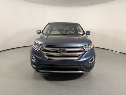 Used 2018 Ford Edge Titanium w/ Equipment Group 301A FWD image 2