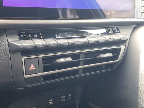 Certified 2025 Toyota Camry XSE FWD image 29