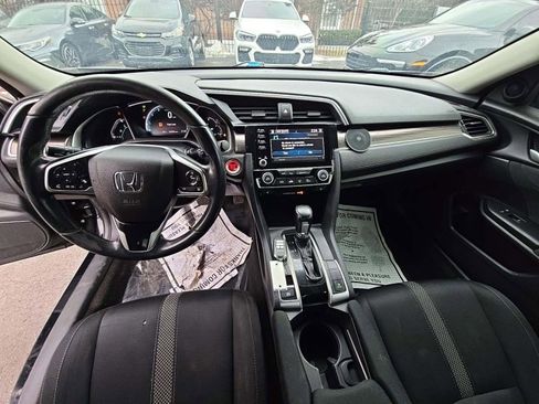 Used 2019 Honda Civic EX image 6