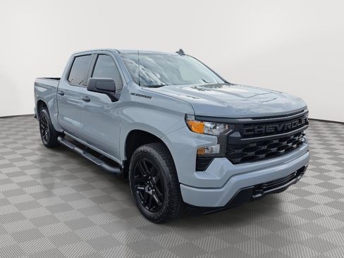 Used 2024 Chevrolet Silverado 1500 Custom w/ Turbomax Blackout Package image 3