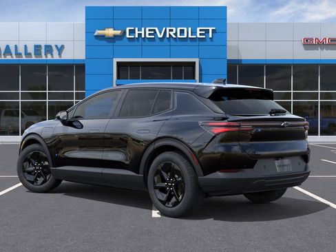 New 2026 Chevrolet Equinox EV LT image 3