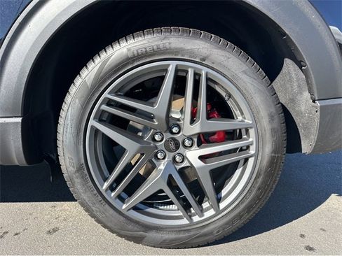 New 2026 Ford Explorer ST w/ Sun And Sound Package image 21