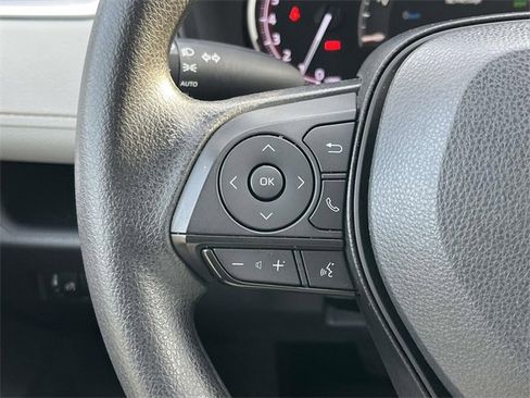 Used 2024 Toyota RAV4 XLE image 20