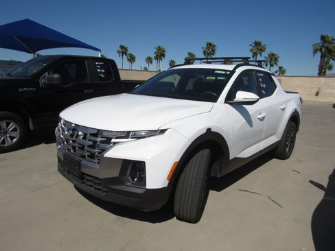 Used 2023 Hyundai Santa Cruz SEL Premium image 1