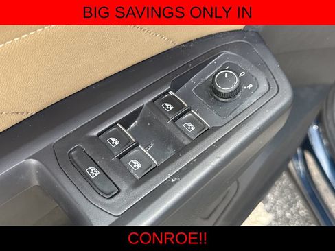 Used 2021 Volkswagen Atlas Cross Sport SE FWD image 11