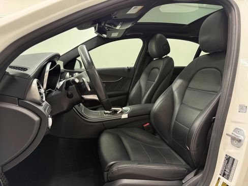 Used 2019 Mercedes-Benz C 300 Sedan image 13