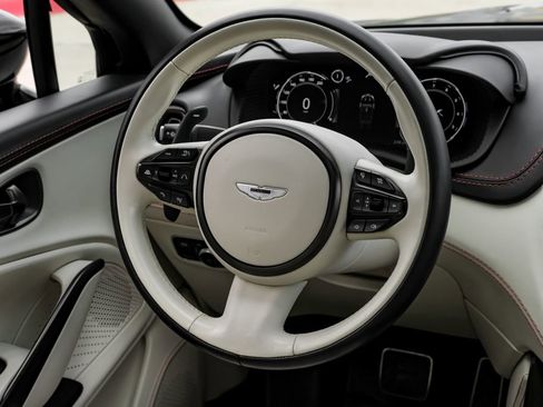 Used 2023 Aston Martin DBX 707 image 13