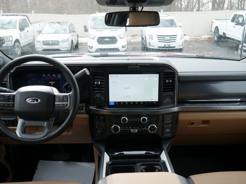 Used 2025 Ford F250 Lariat w/ Lariat Ultimate Package image 6